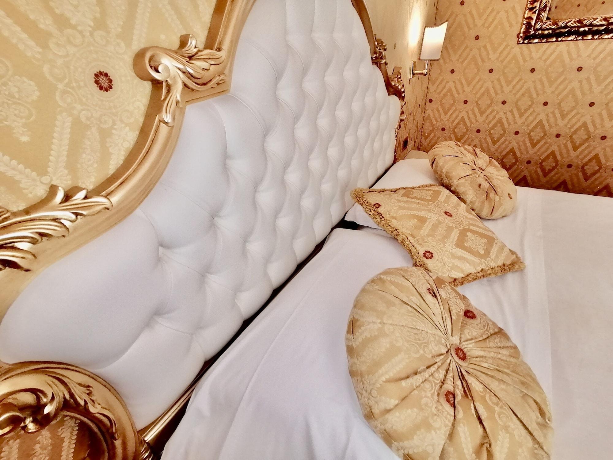 Hotel Gardena Венеция Екстериор снимка