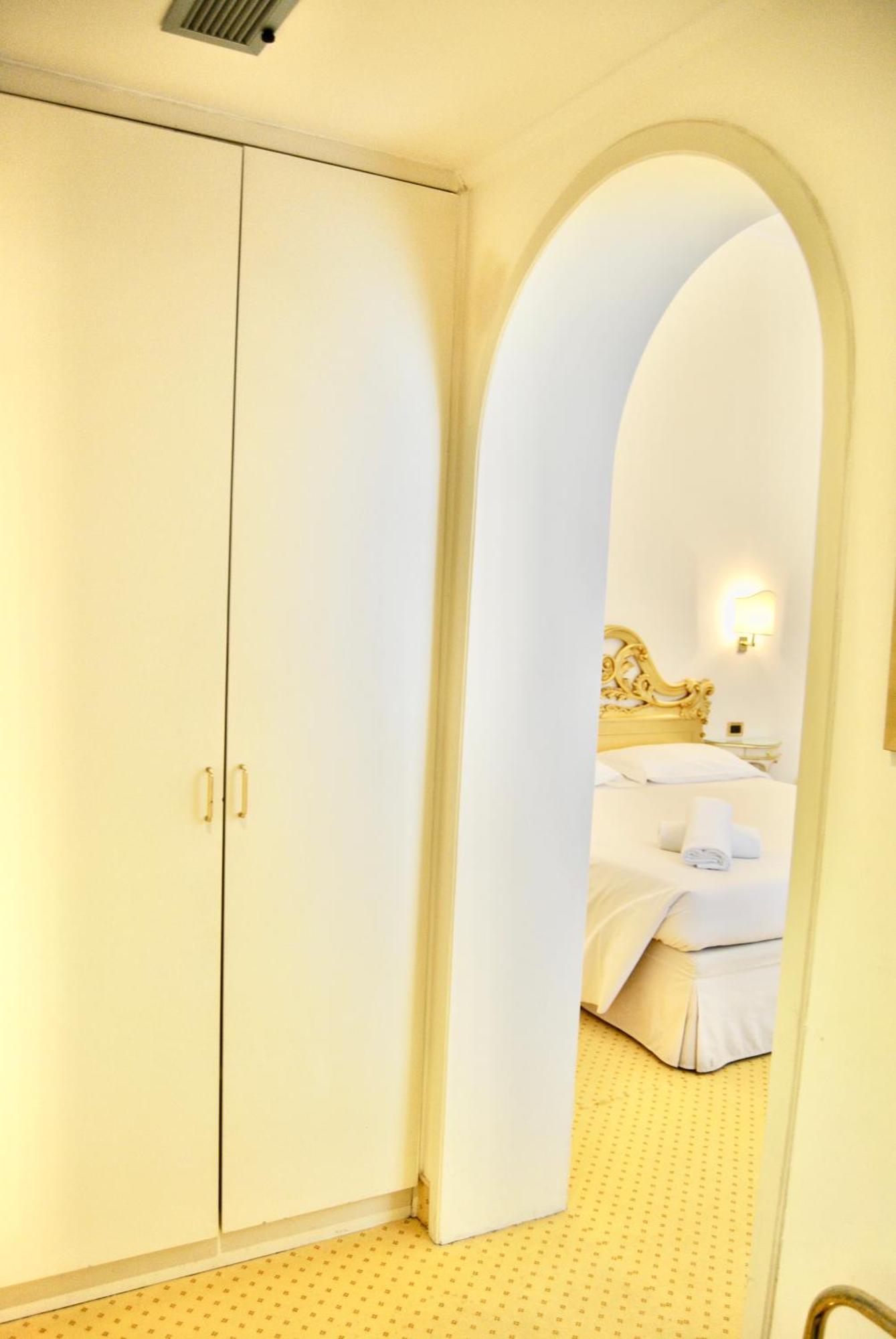 Hotel Gardena Венеция Стая снимка