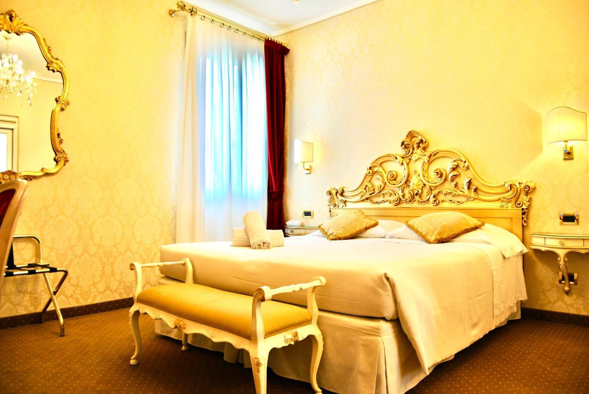 Hotel Gardena Венеция Стая снимка